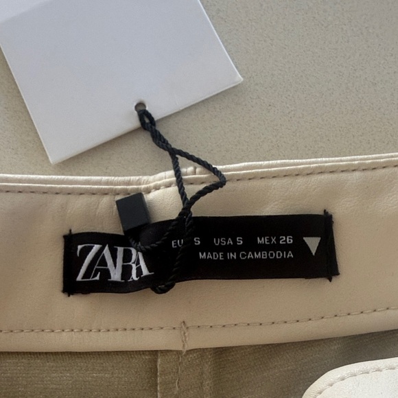 Zara Cream Mini Skirt - Picture 2 of 4